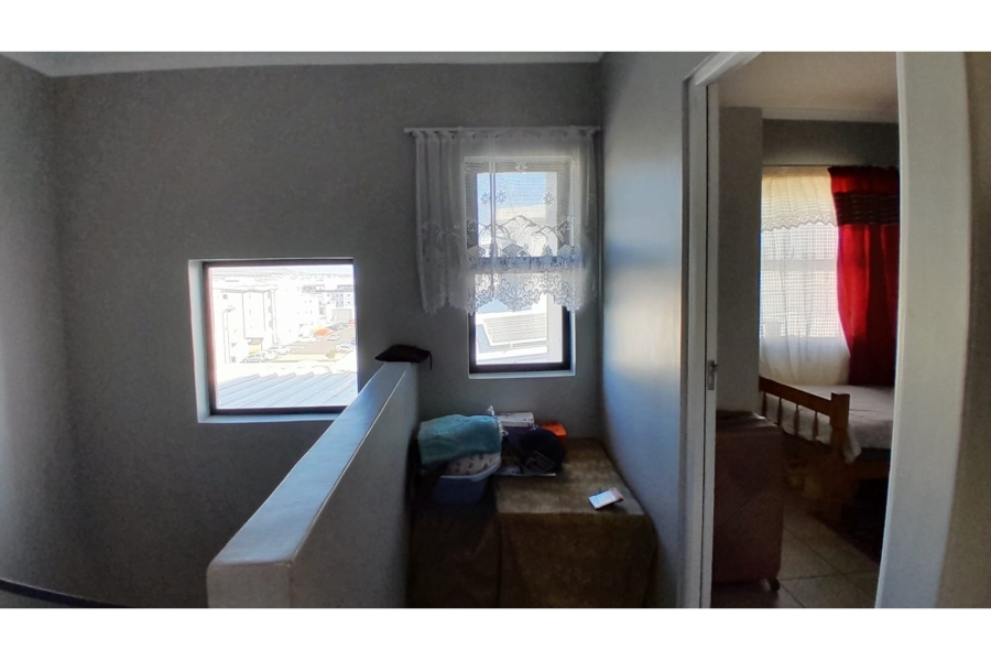 To Let 3 Bedroom Property for Rent in Parklands Western Cape